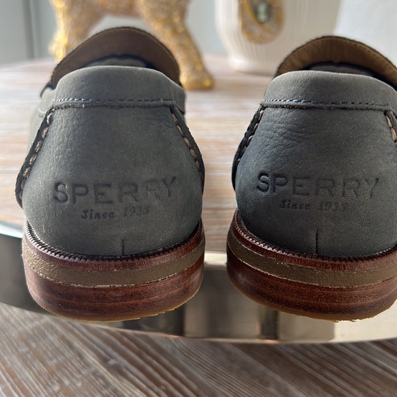 Sperry top sider size 8 light blue pre owed - Picture 3 of 5